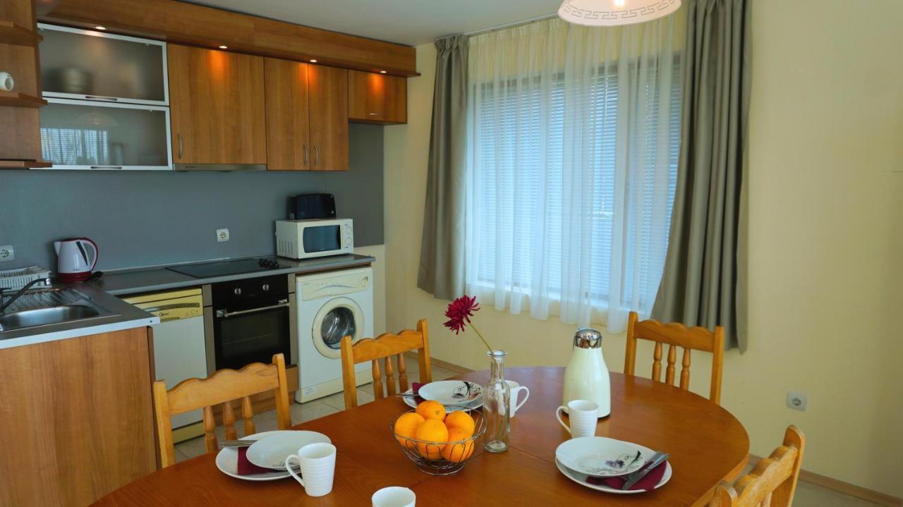 Вила Помело - Family Villa Pomelo Булгарево Екстериор снимка