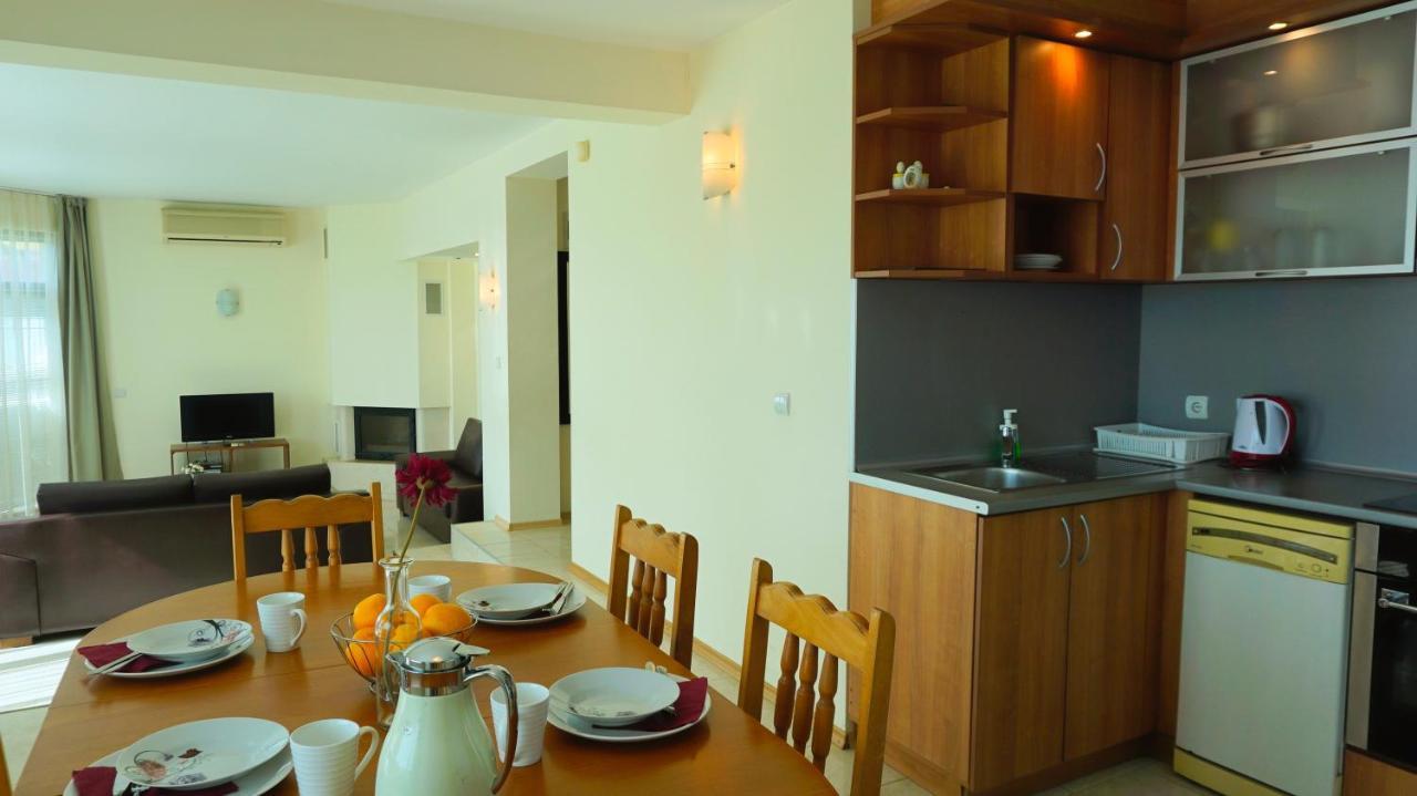 Вила Помело - Family Villa Pomelo Булгарево Екстериор снимка