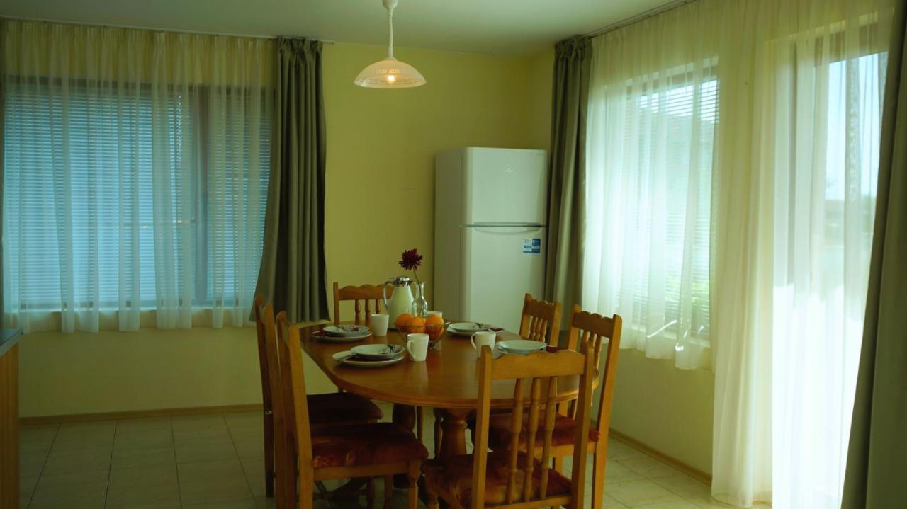 Вила Помело - Family Villa Pomelo Булгарево Екстериор снимка